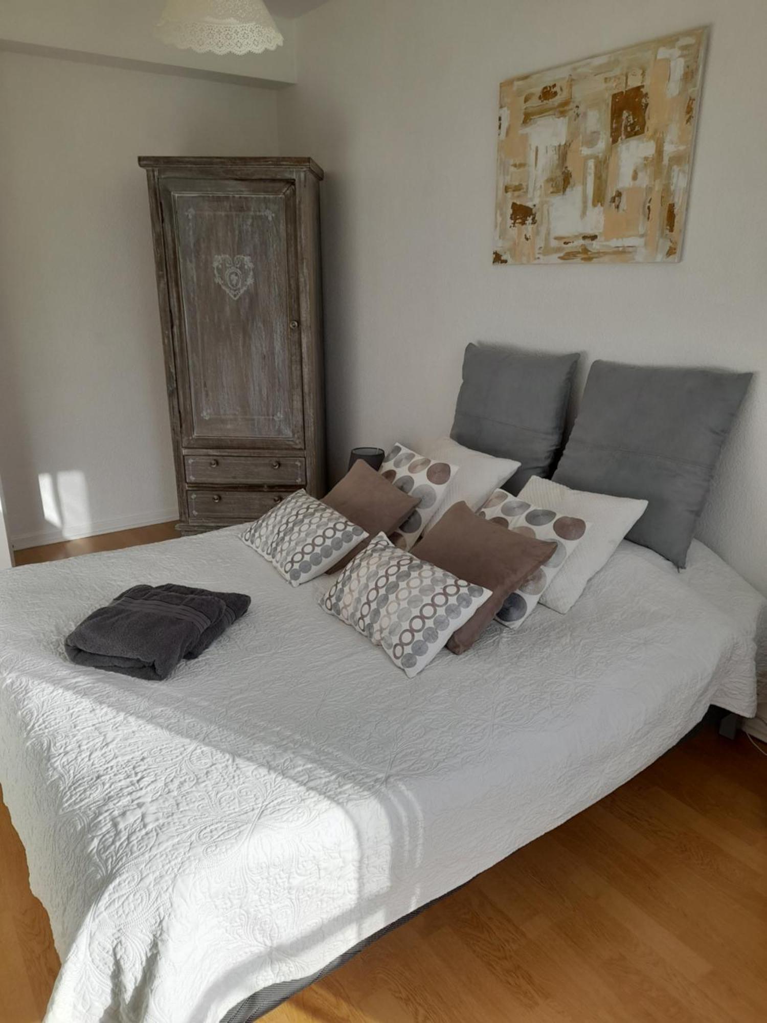 Perigueux T2 Proche Du Quartier Historique Apartment Luaran gambar